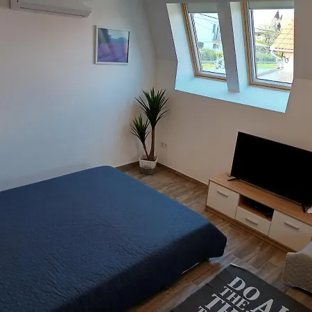 Appartement Szellorozsa *